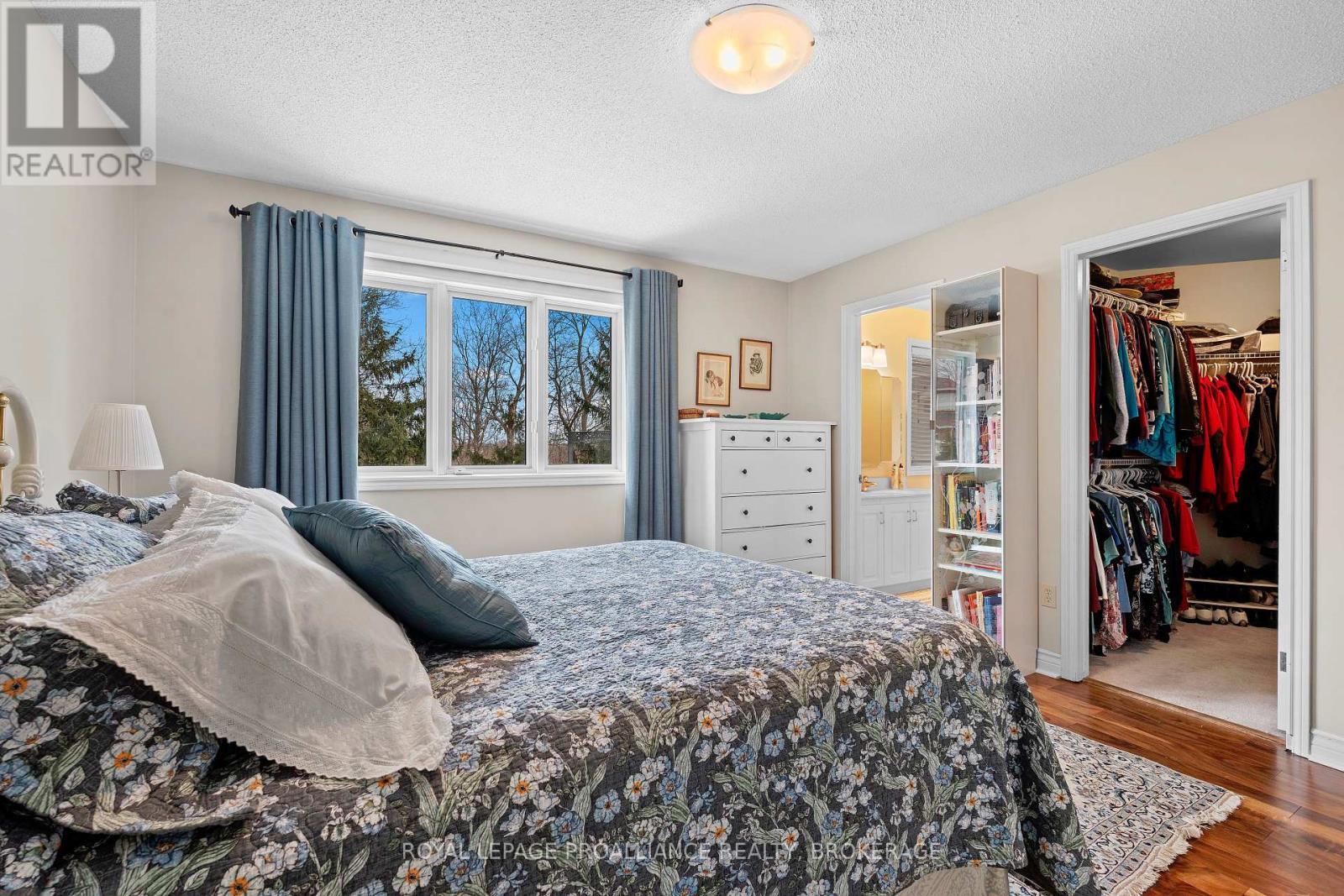












254 FRIARHILL CRESCENT

,
Kingston (East Gardiners Rd),




Ontario
K7M8P4

