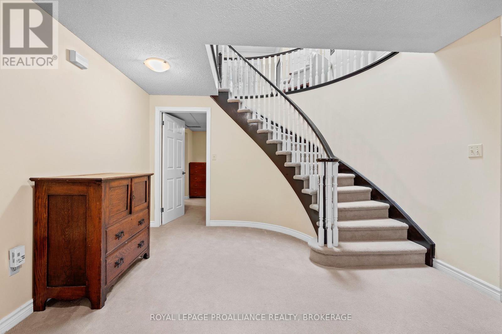 












254 FRIARHILL CRESCENT

,
Kingston (East Gardiners Rd),




Ontario
K7M8P4

