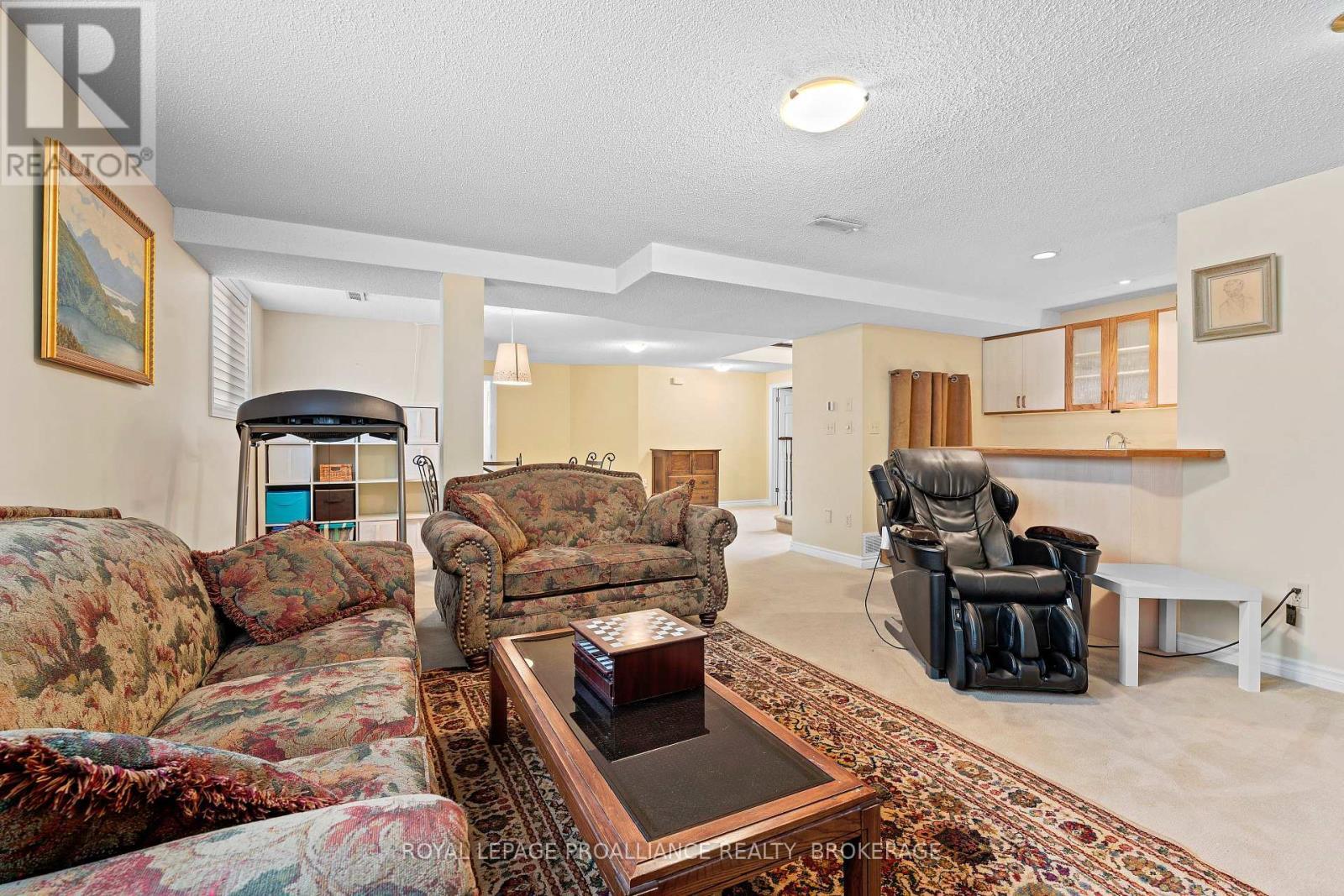 












254 FRIARHILL CRESCENT

,
Kingston (East Gardiners Rd),




Ontario
K7M8P4

