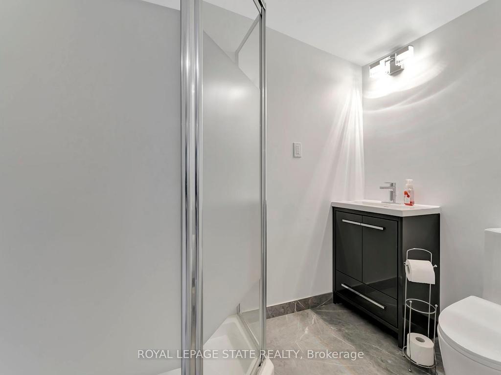 









520


Cochrane

Road,
Hamilton,




ON
L8K 3H5

