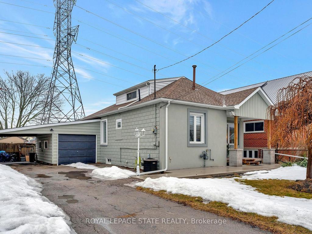 









520


Cochrane

Road,
Hamilton,




ON
L8K 3H5

