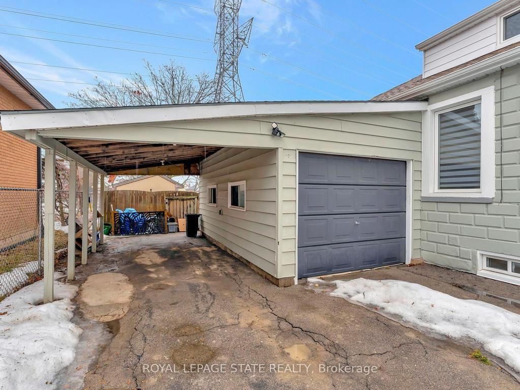 









520


Cochrane

Road,
Hamilton,




ON
L8K 3H5

