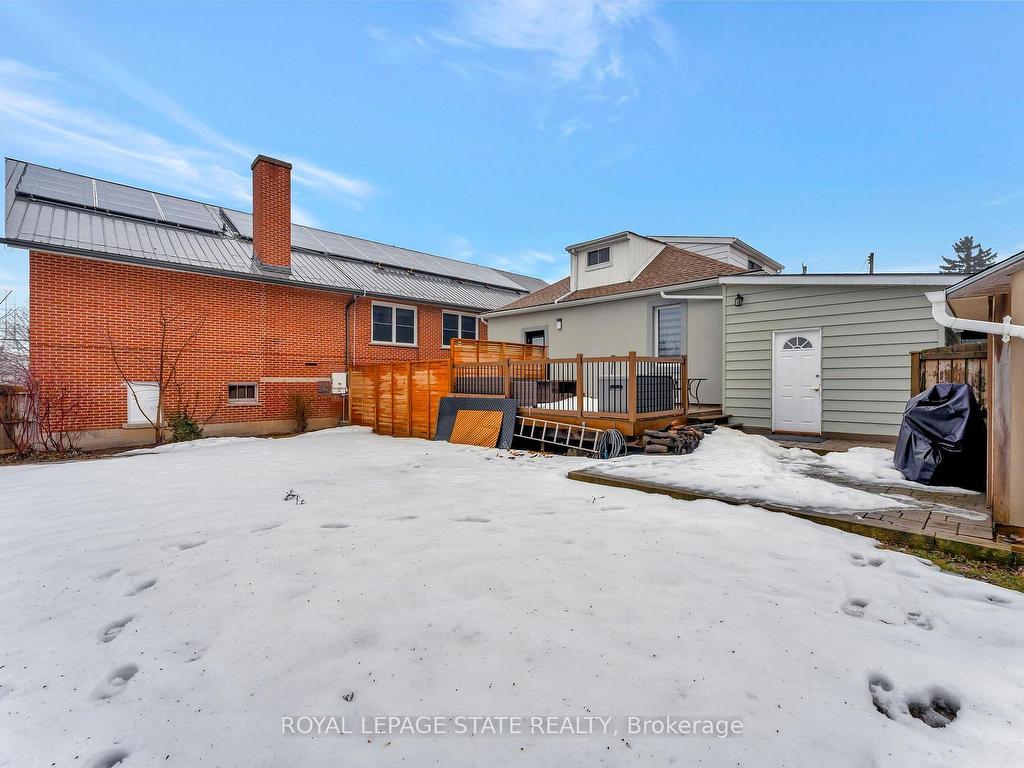 









520


Cochrane

Road,
Hamilton,




ON
L8K 3H5

