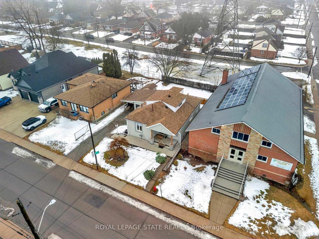 









520


Cochrane

Road,
Hamilton,




ON
L8K 3H5

