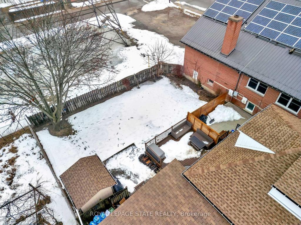 









520


Cochrane

Road,
Hamilton,




ON
L8K 3H5


