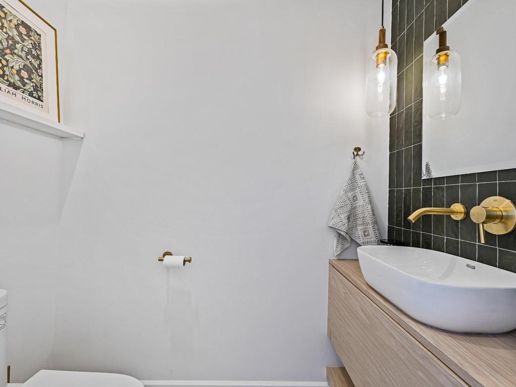 









99


Rue De Ronsard

,
Saint-Jean-sur-Richelieu,




QC
J2W2N3

