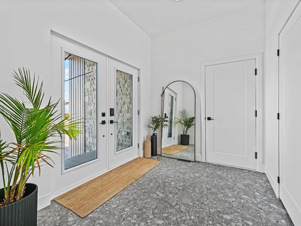 









99


Rue De Ronsard

,
Saint-Jean-sur-Richelieu,




QC
J2W2N3

