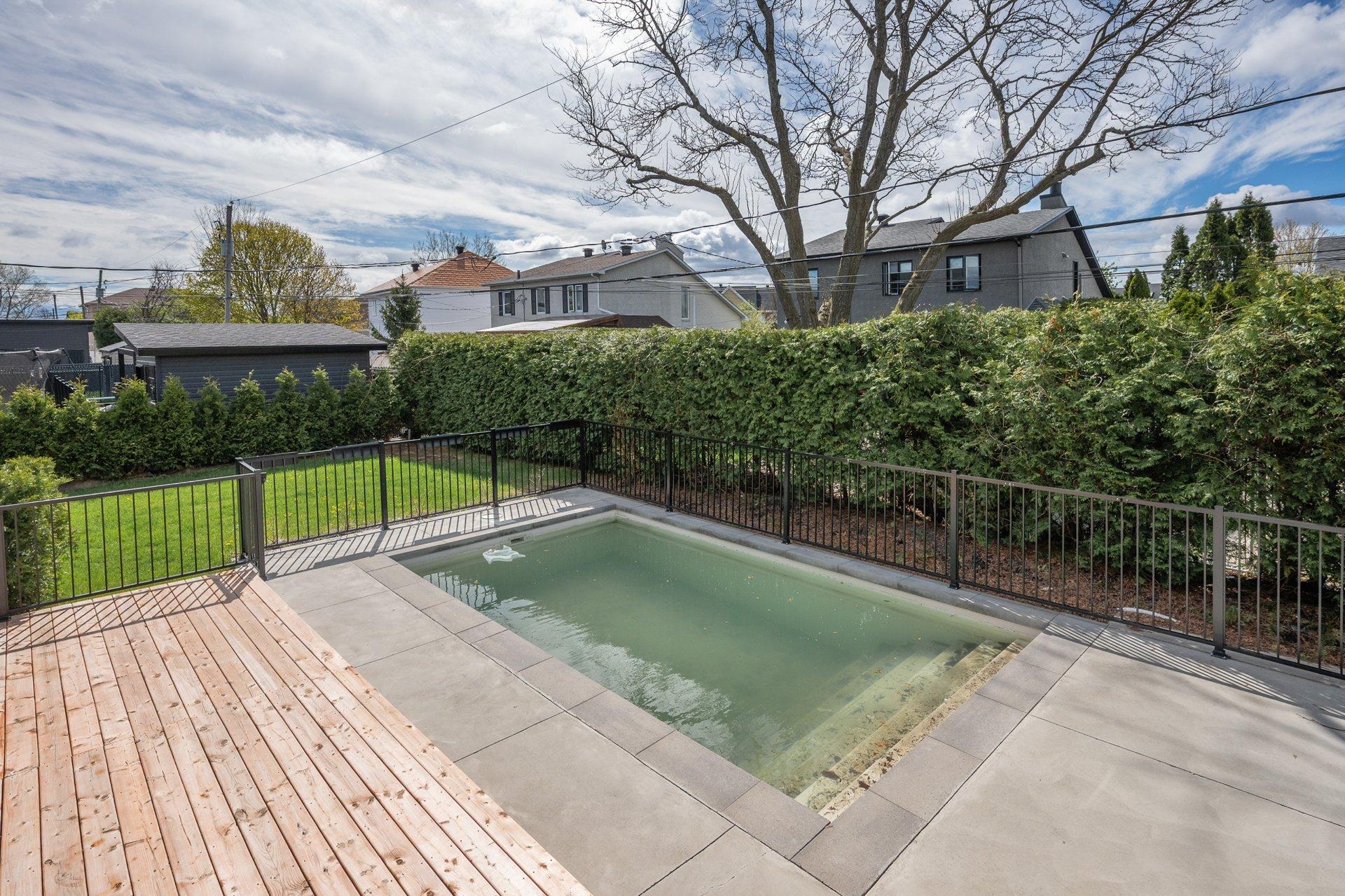 









99


Rue De Ronsard

,
Saint-Jean-sur-Richelieu,




QC
J2W2N3

