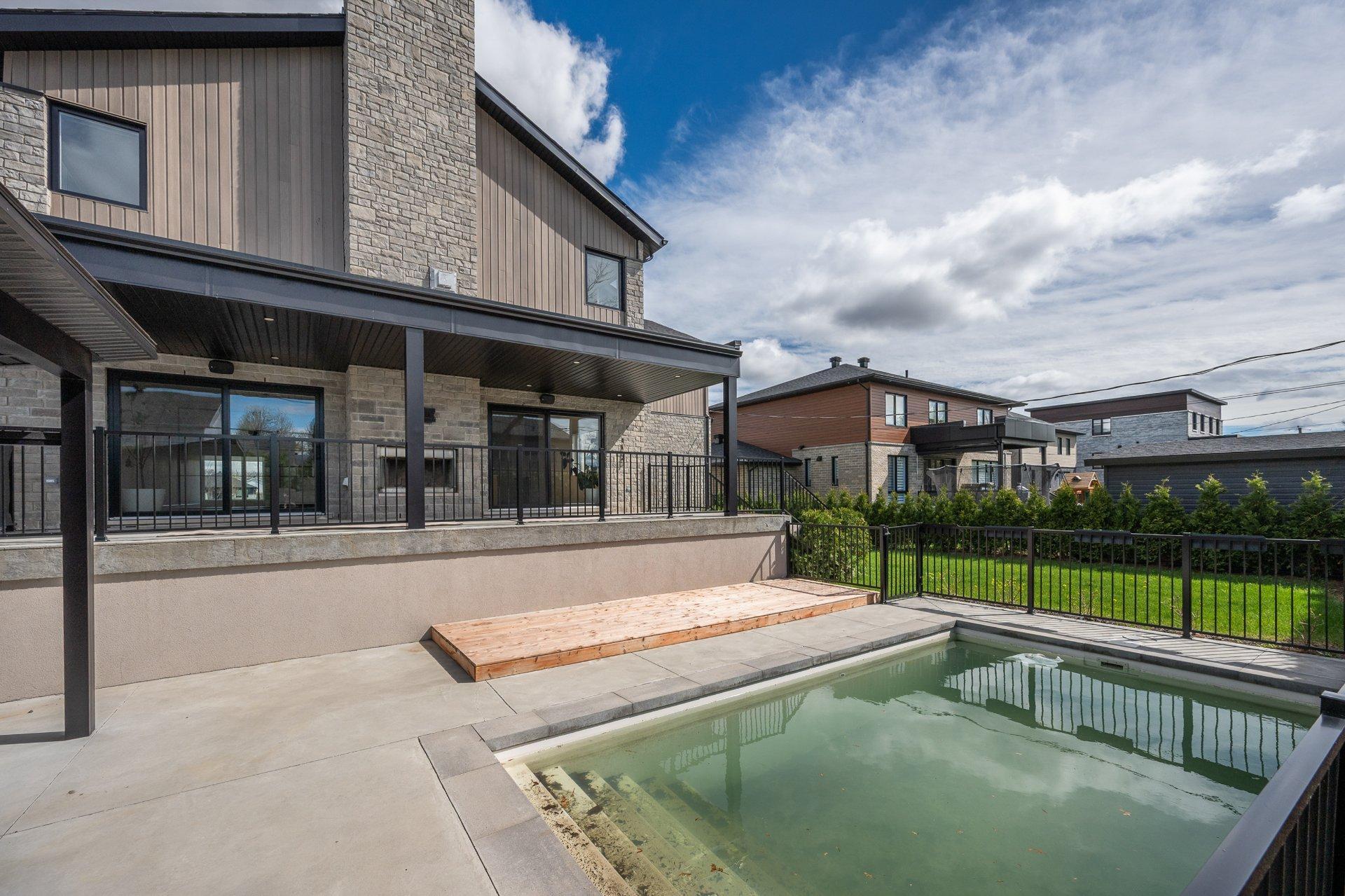 









99


Rue De Ronsard

,
Saint-Jean-sur-Richelieu,




QC
J2W2N3

