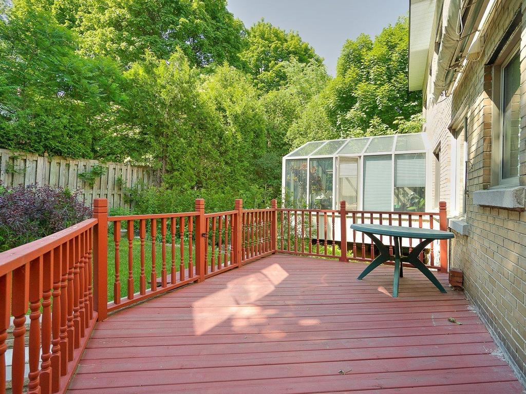 









3099


Le Boulevard

,
Montréal (Ville-Marie),




QC
H3Y1R8

