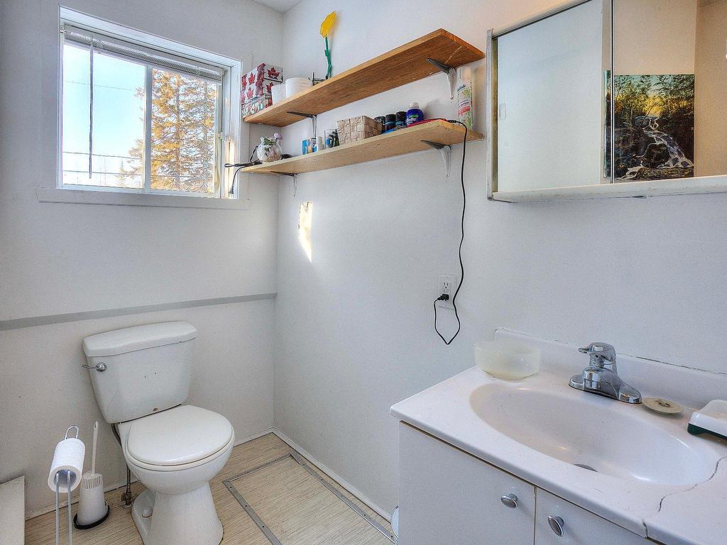 









39


Rue de la Plage

,
Mont-Blanc,




QC
J0T2G0

