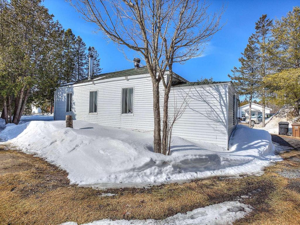 









39


Rue de la Plage

,
Mont-Blanc,




QC
J0T2G0

