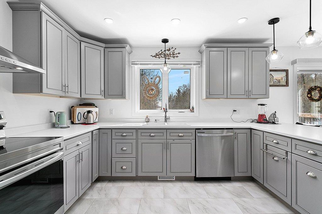 









496


Ch. Cottage

,
L'Isle-aux-Allumettes,




QC
J0X1M0


