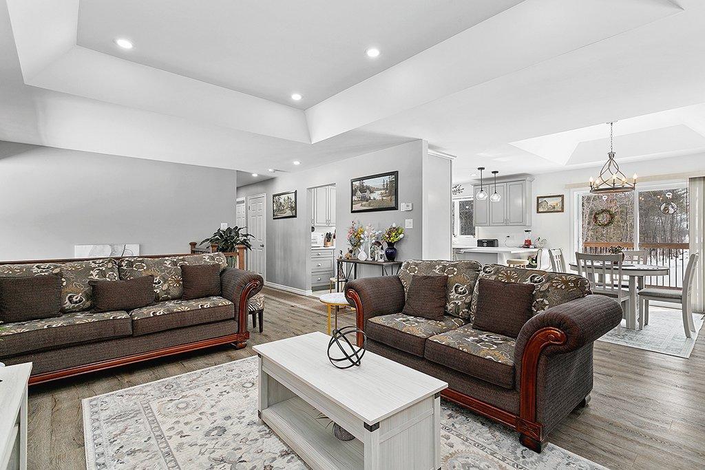 









496


Ch. Cottage

,
L'Isle-aux-Allumettes,




QC
J0X1M0

