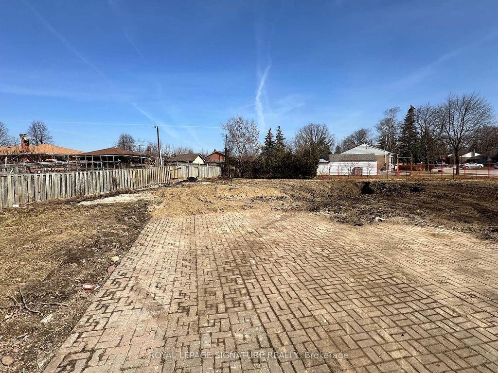 









88-A


Hurricane

Avenue,
Vaughan,







ON
L4L 1V4

