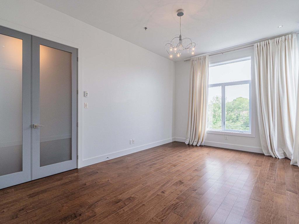 









120


Rue de Candiac

, 1403,
Sherbrooke (Les Nations),




QC
J1L1G8

