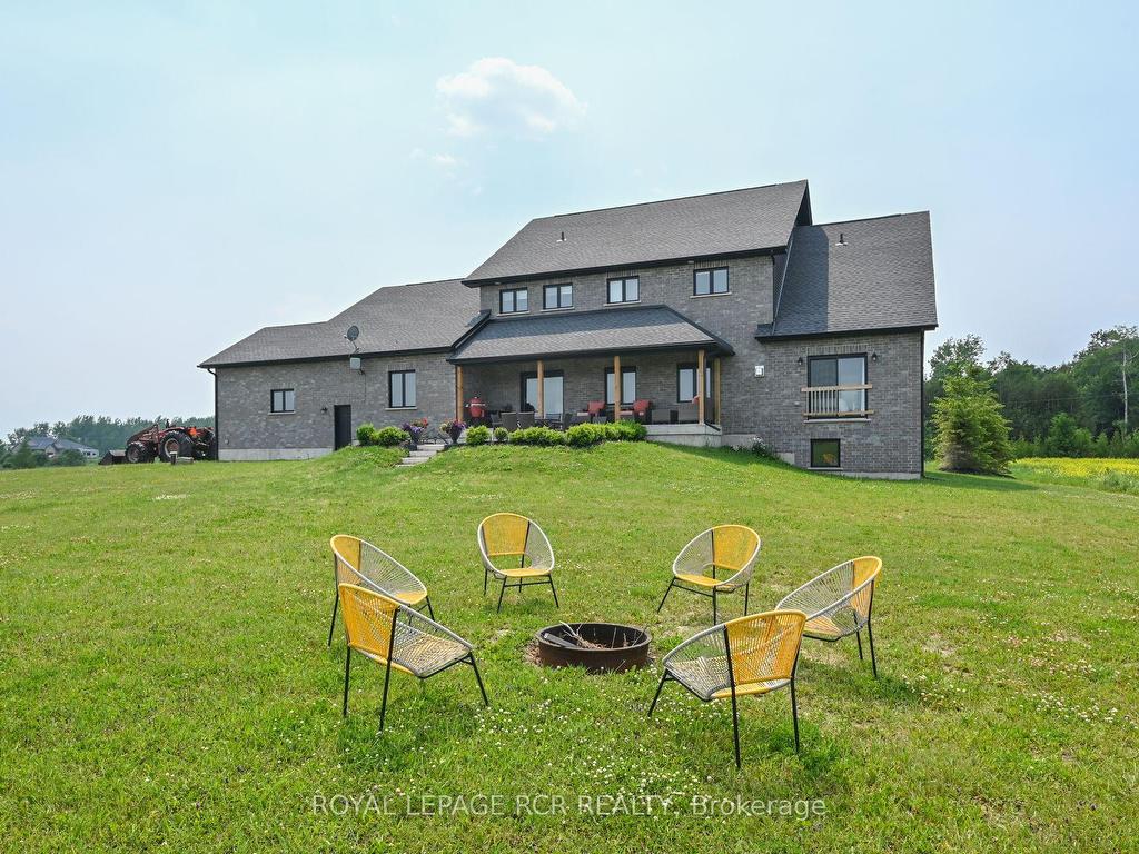 









373373


6th

Line,
Amaranth,




ON
L9W 0M4

