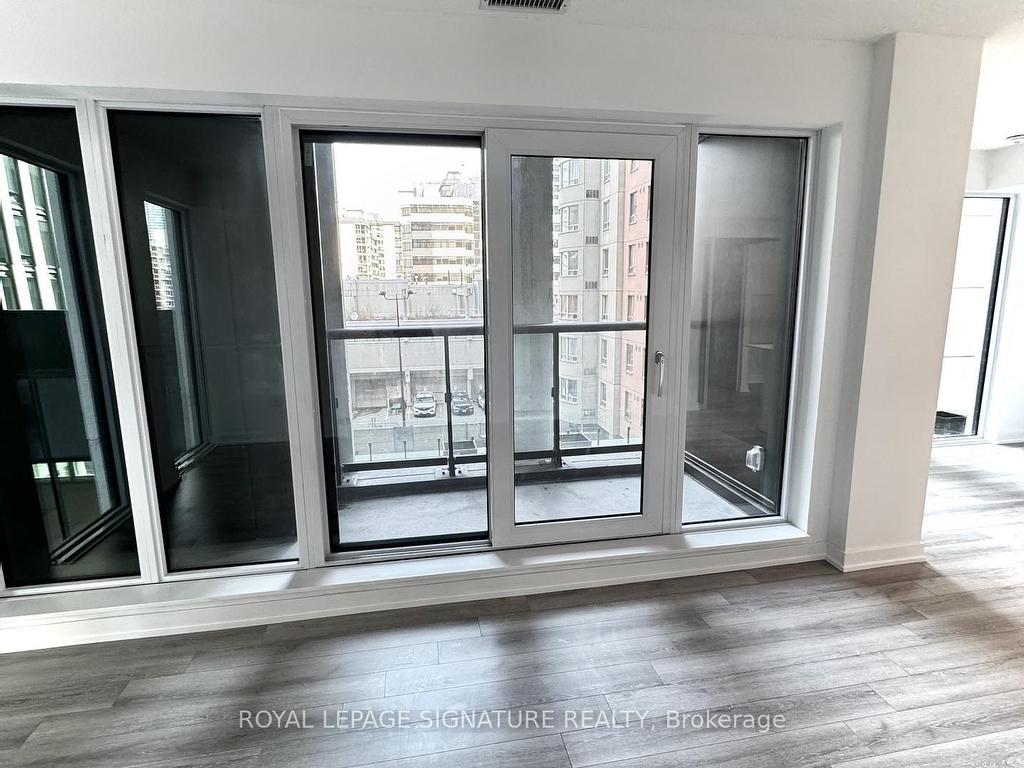 









238


Simcoe

Street South, 308,
Toronto,




ON
M5T 3B9

