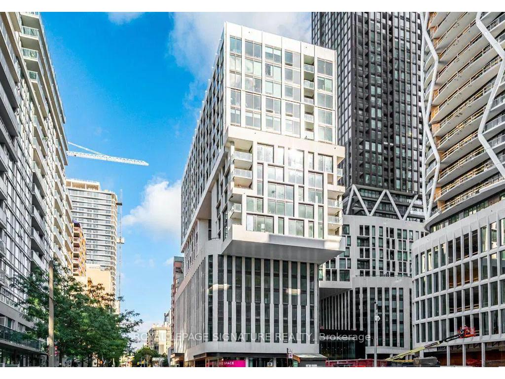 









238


Simcoe

Street South, 308,
Toronto,




ON
M5T 3B9

