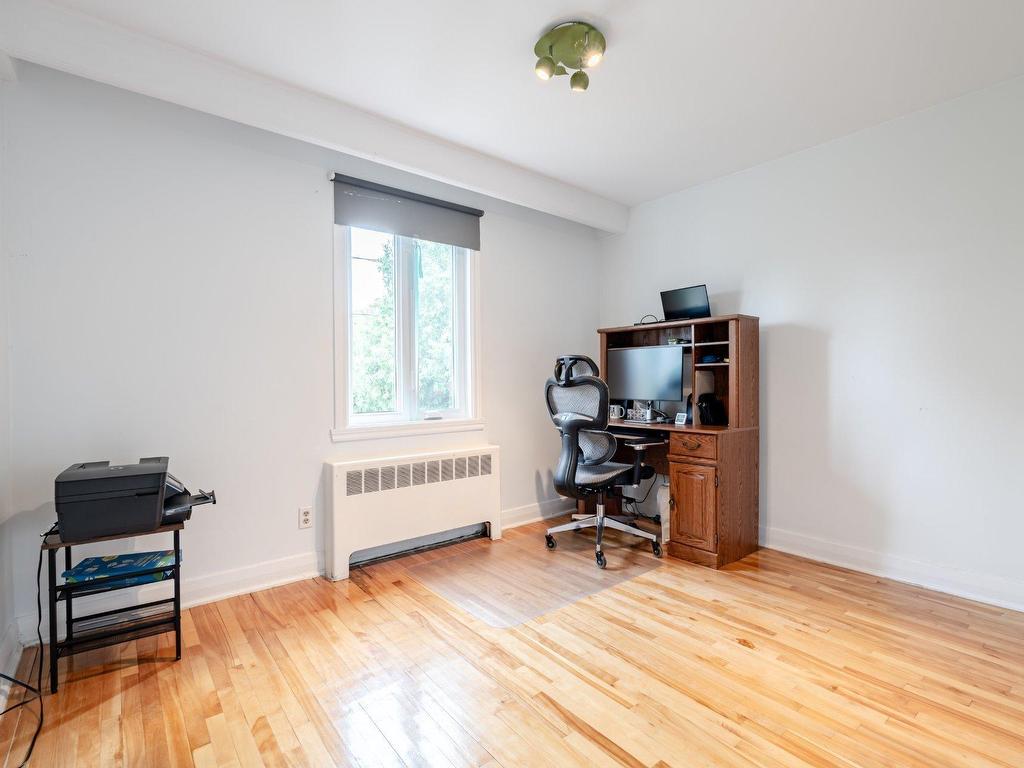 









8565


Av. Mountain Sights

,
Montréal (Côte-des-Neiges/Notre-Dame-de-Grâce),




QC
H4P2C3

