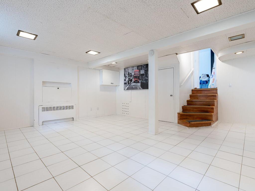 









8565


Av. Mountain Sights

,
Montréal (Côte-des-Neiges/Notre-Dame-de-Grâce),




QC
H4P2C3


