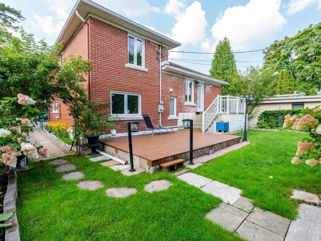 









8565


Av. Mountain Sights

,
Montréal (Côte-des-Neiges/Notre-Dame-de-Grâce),




QC
H4P2C3

