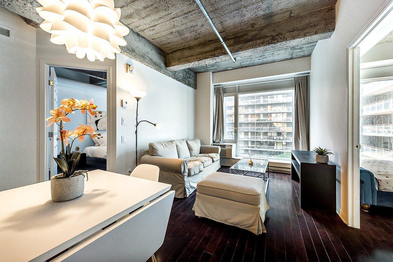 









366


Rue Mayor

, 606,
Montréal (Ville-Marie),




QC
H3A1N8

