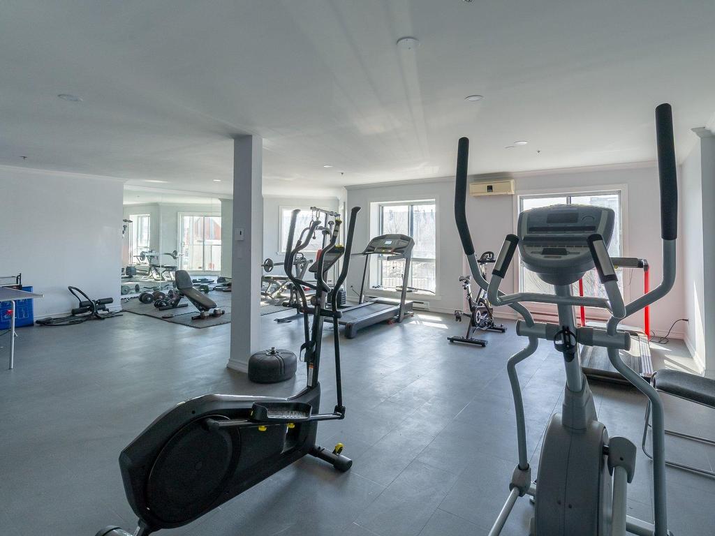 









7680


Boul. Marie-Victorin

, 801,
Brossard,




QC
J4W3L2

