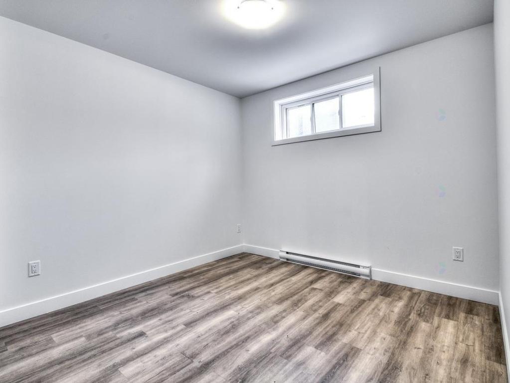 









193


21e Rue O.

,
Venise-en-Québec,




QC
J0J2K0

