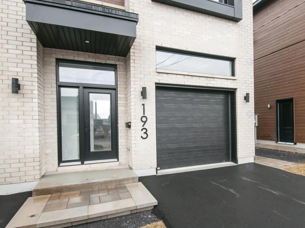 









193


21e Rue O.

,
Venise-en-Québec,




QC
J0J2K0

