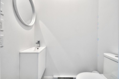Powder room