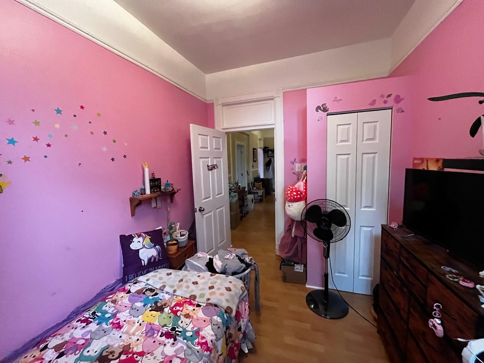 









12295


Rue Valmont

,
Montréal (Ahuntsic-Cartierville),




QC
H3M1A9

