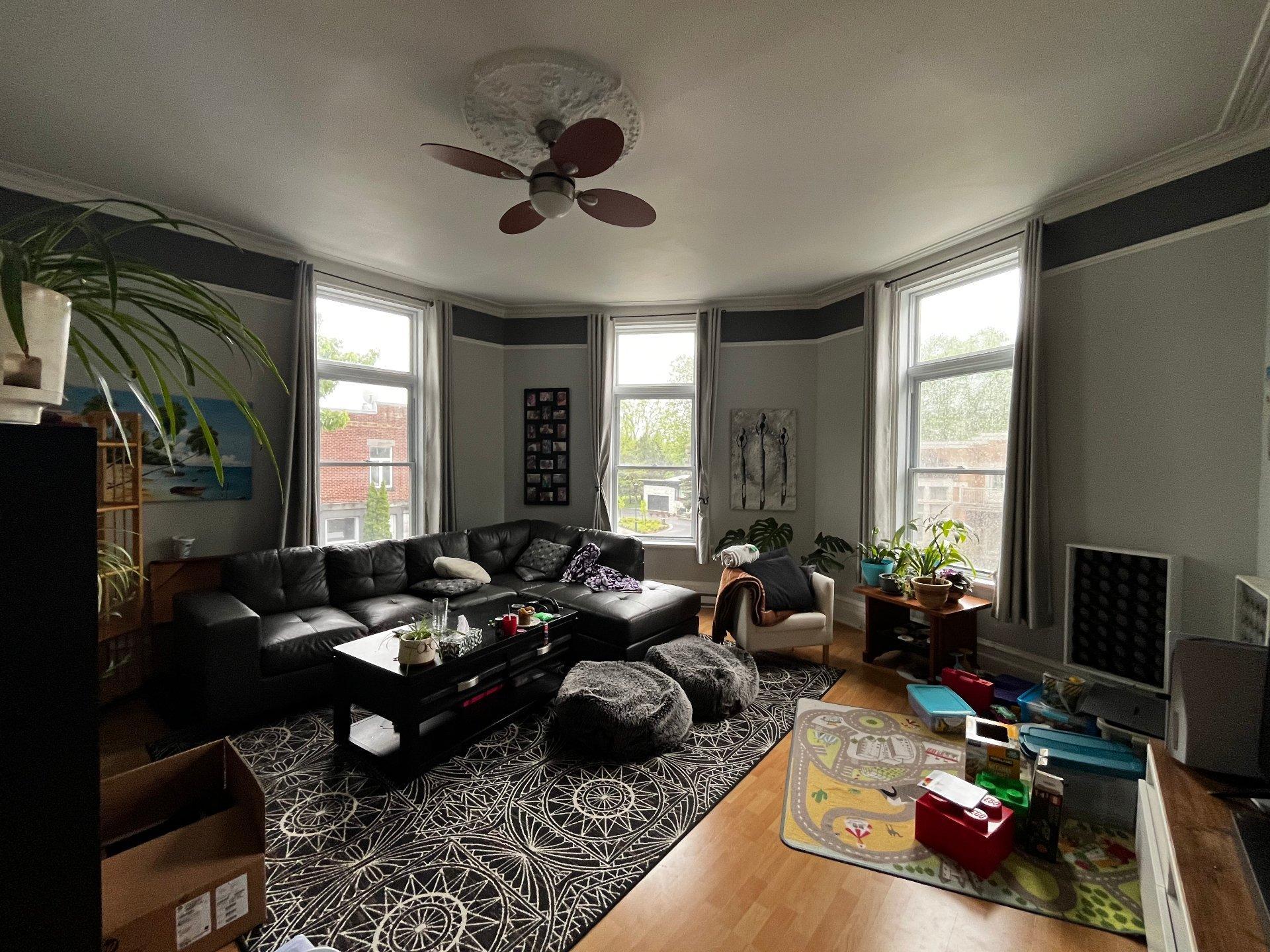 









12295


Rue Valmont

,
Montréal (Ahuntsic-Cartierville),




QC
H3M1A9

