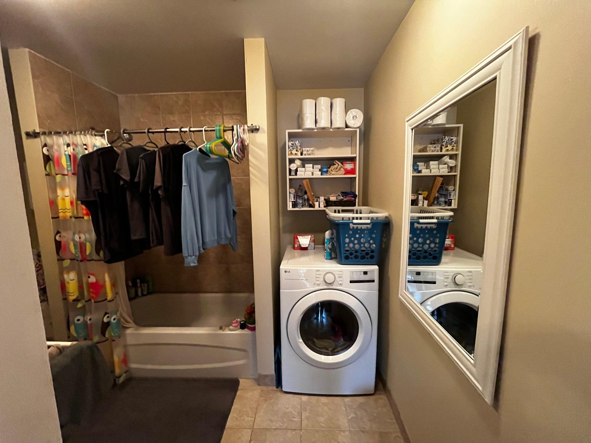









12295


Rue Valmont

,
Montréal (Ahuntsic-Cartierville),




QC
H3M1A9


