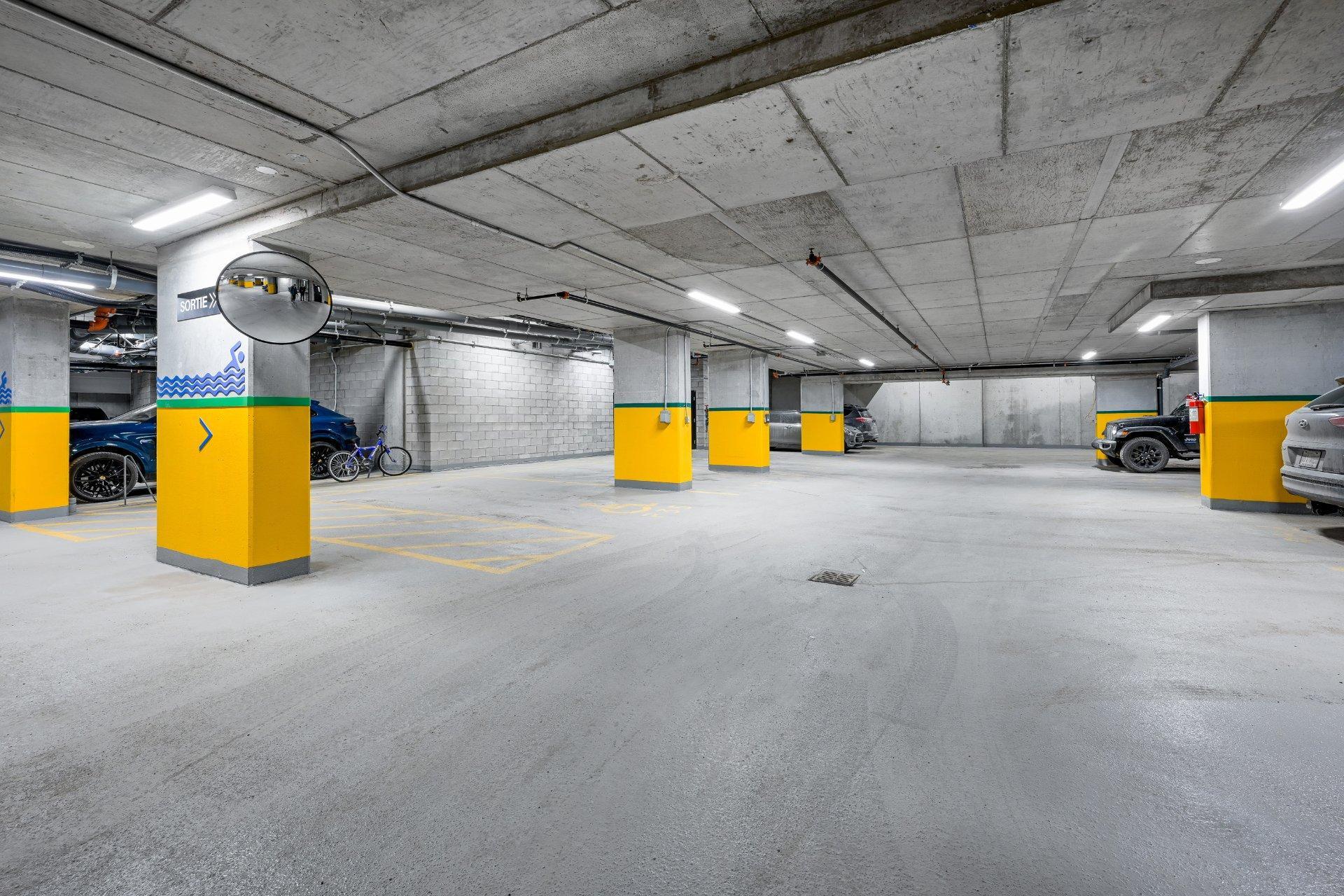 









1320


Rue Olier

, 904,
Montréal (Le Sud-Ouest),




QC
H3C0Y8

