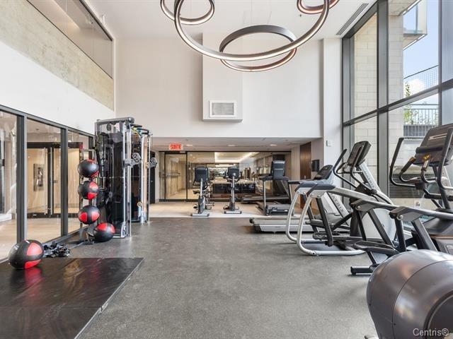 









1320


Rue Olier

, 904,
Montréal (Le Sud-Ouest),




QC
H3C0Y8


