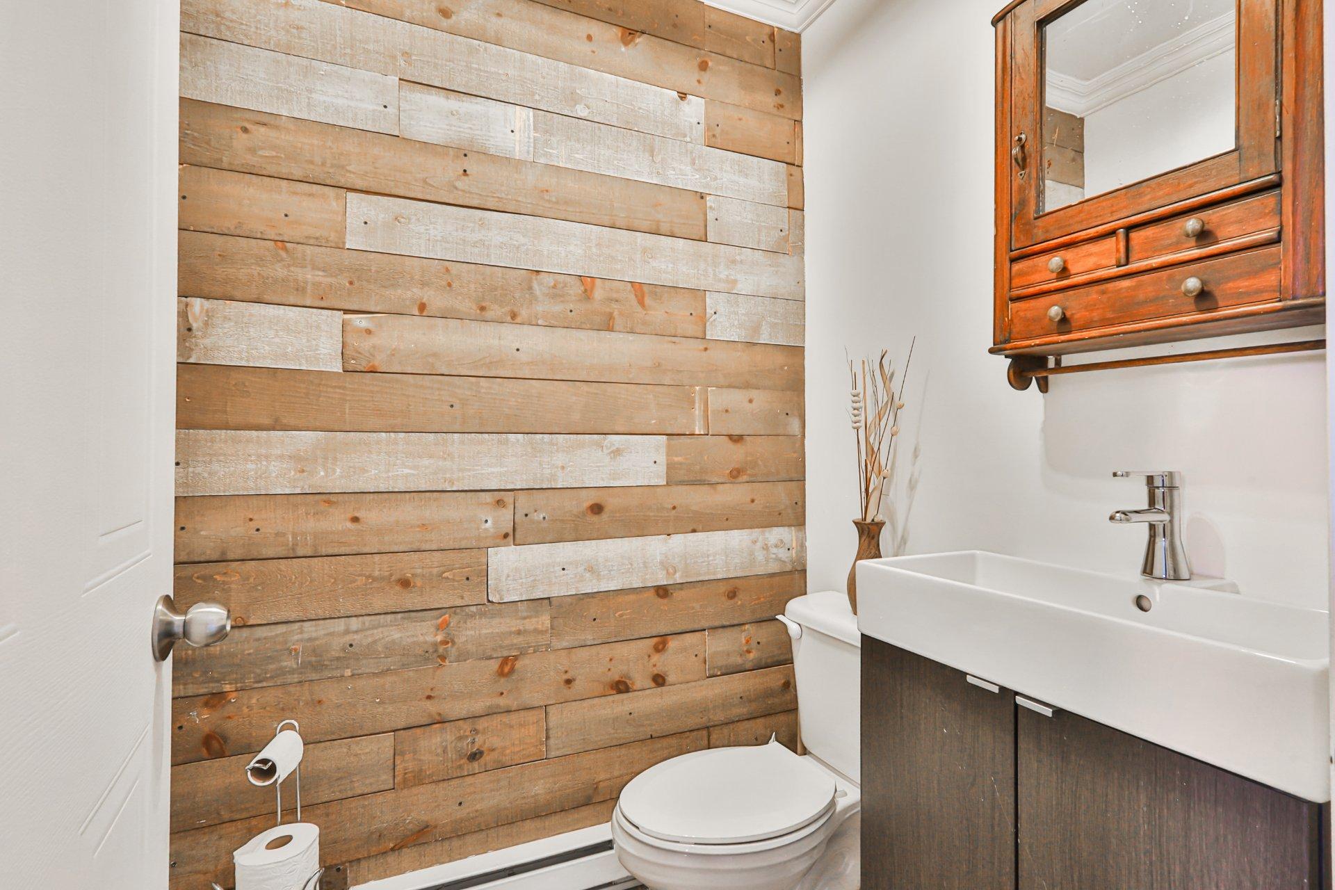 









1286


Rue Germaine-Guèvremont

,
Saint-Jérôme,




QC
J7Z7C4


