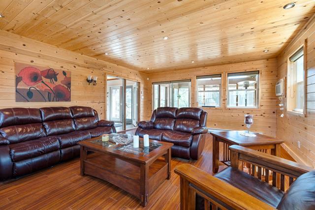 









19


EASTLAND

DR,
Alexander RM,




MB
R0E 2A0

