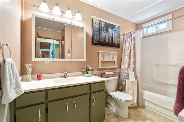 









19


EASTLAND

DR,
Alexander RM,




MB
R0E 2A0


