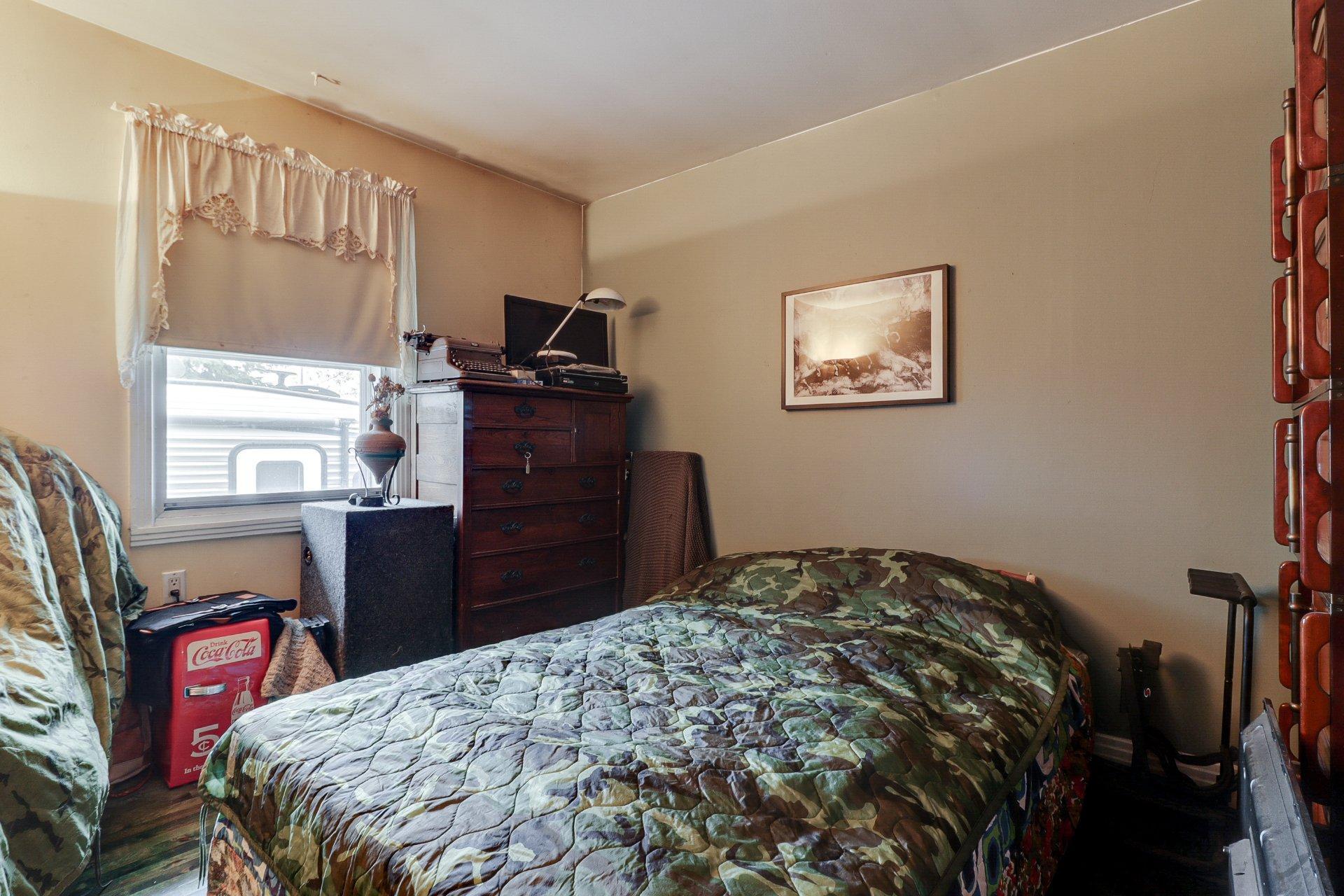 









5221


Rg du Bas-St-François

,
Laval (Duvernay),




QC
H7E4P2

