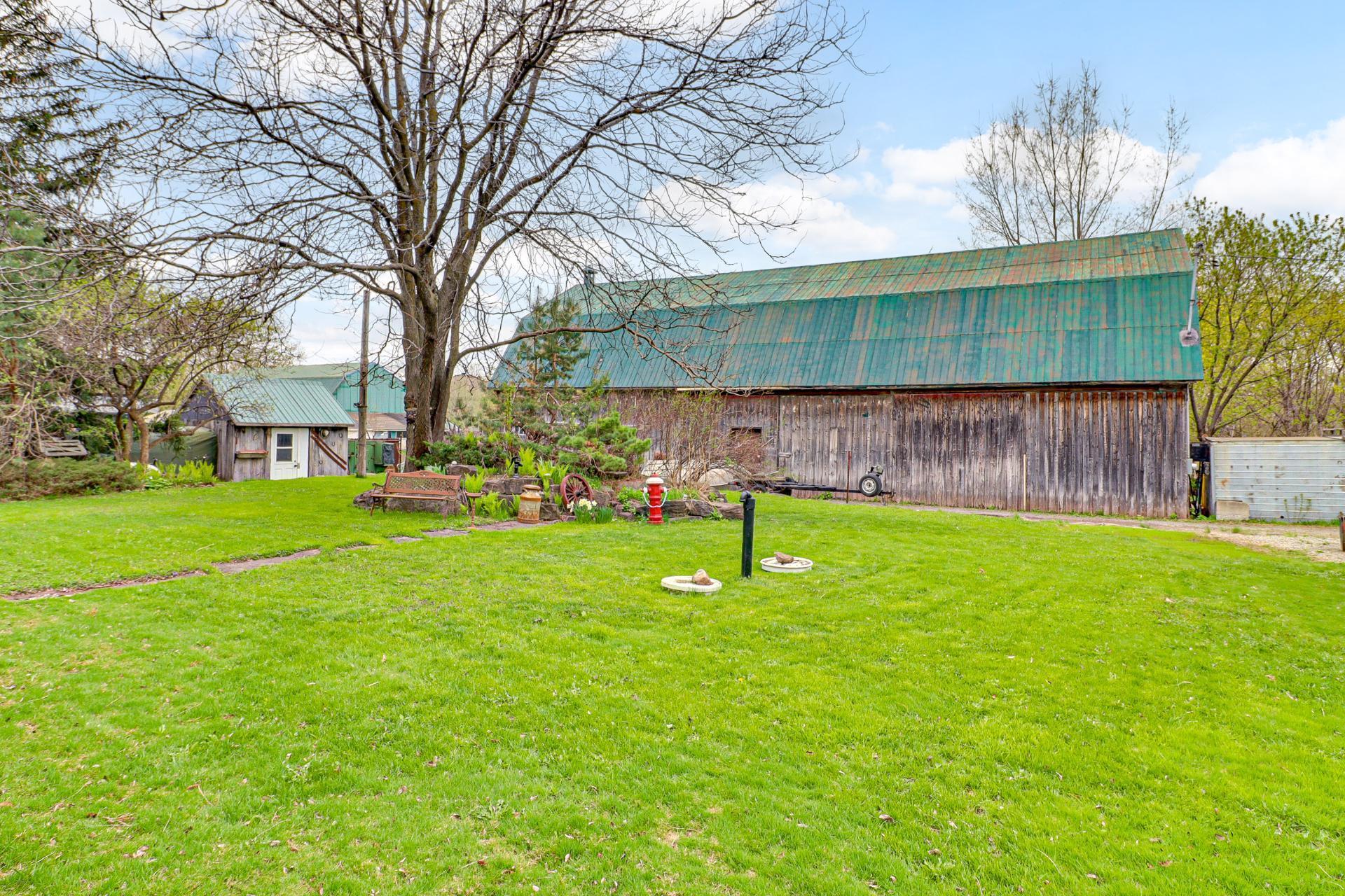 









5221


Rg du Bas-St-François

,
Laval (Duvernay),




QC
H7E4P2

