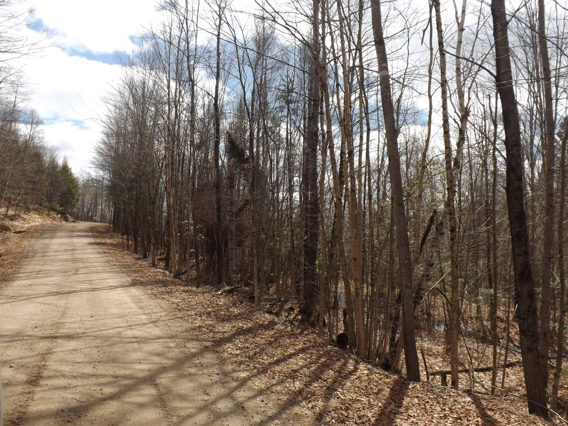 












Ch. Desgroseilliers

,
Boileau,







QC
J0V1N0

