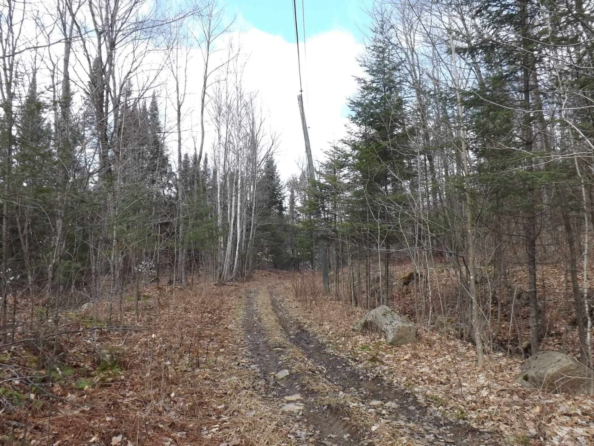 












Ch. Desgroseilliers

,
Boileau,







QC
J0V1N0

