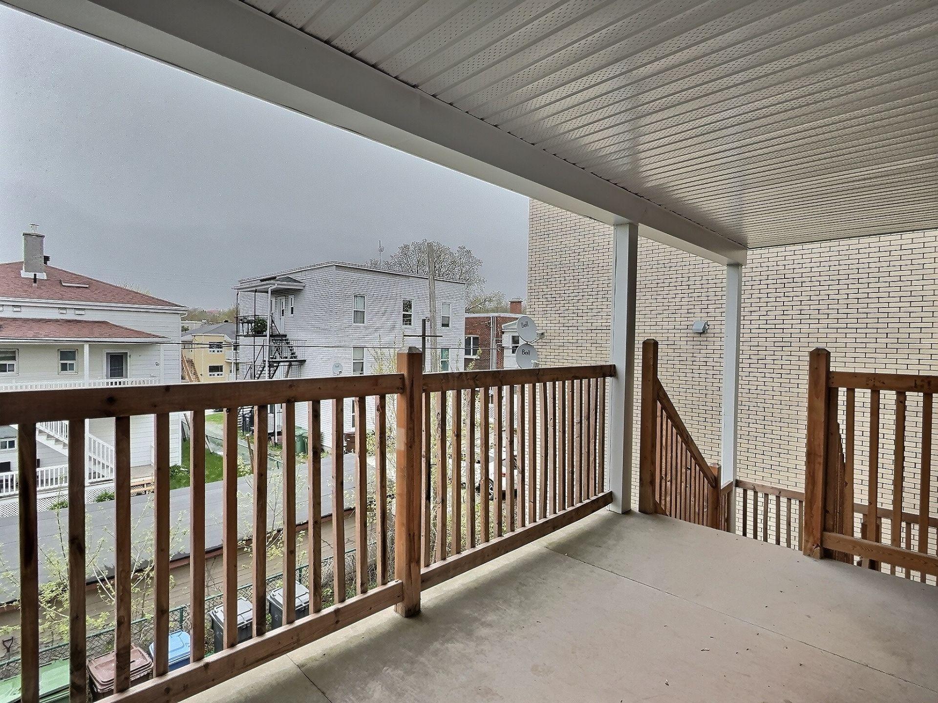 









523

 - 531


Rue King E.

,
Sherbrooke (Fleurimont),




QC
J1G1B6

