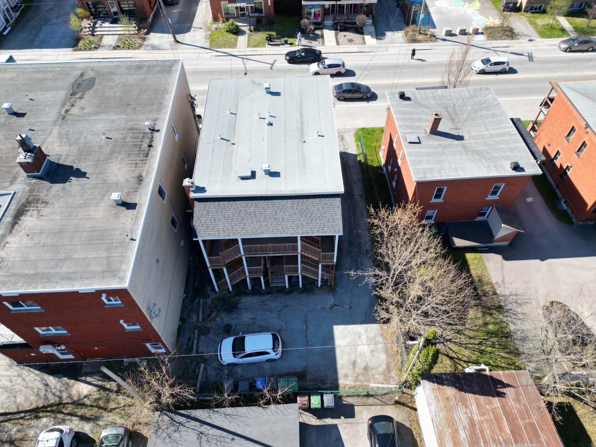 









523

 - 531


Rue King E.

,
Sherbrooke (Fleurimont),




QC
J1G1B6

