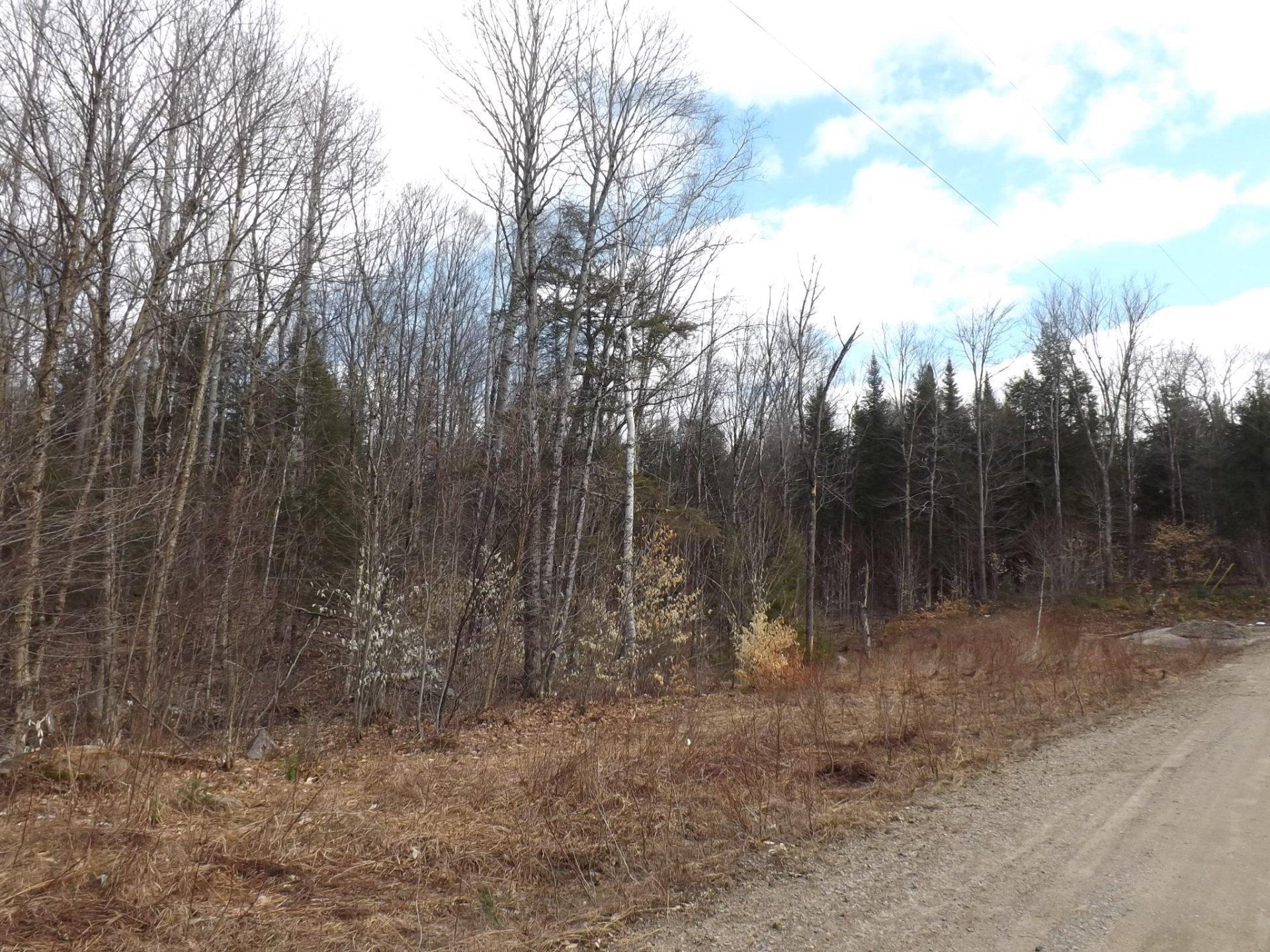 












Ch. Desgroseilliers

,
Boileau,







QC
J0V1N0

