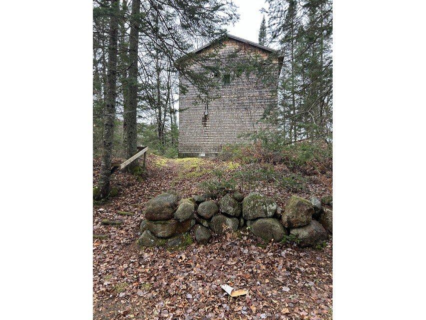 









385


Ch. du Lac-Équerre

,
Lac-Supérieur,




QC
J0T1J0

