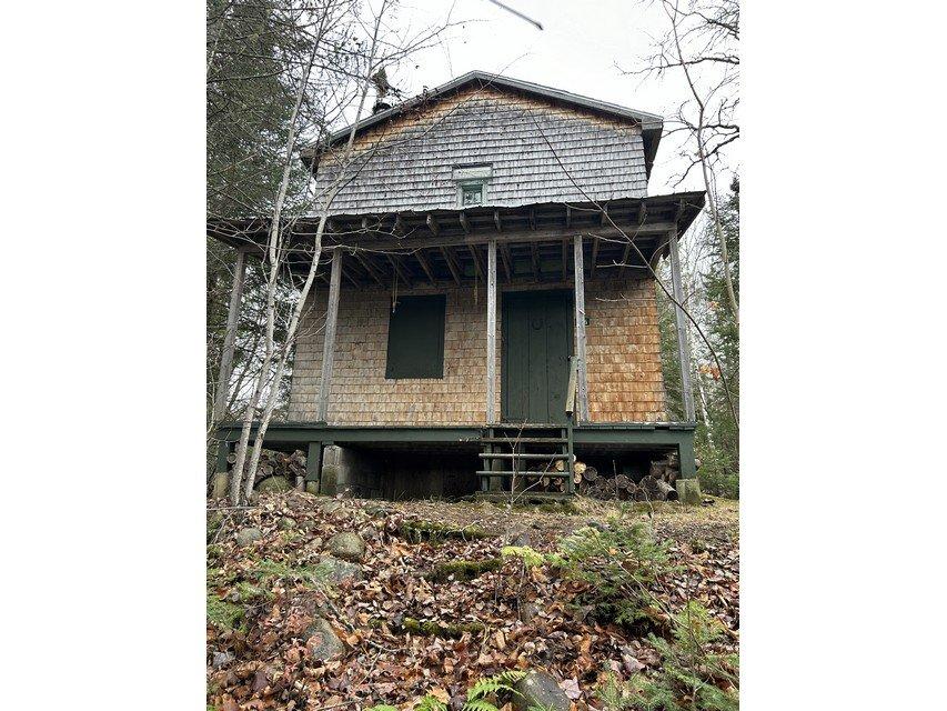









385


Ch. du Lac-Équerre

,
Lac-Supérieur,




QC
J0T1J0

