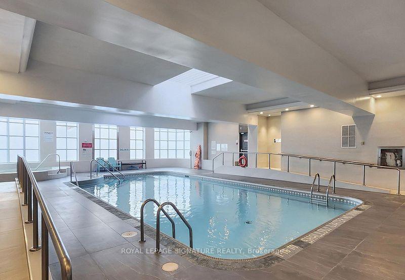 









18


Hollywood

Avenue, 206,
Toronto,




ON
M2N 6P5

