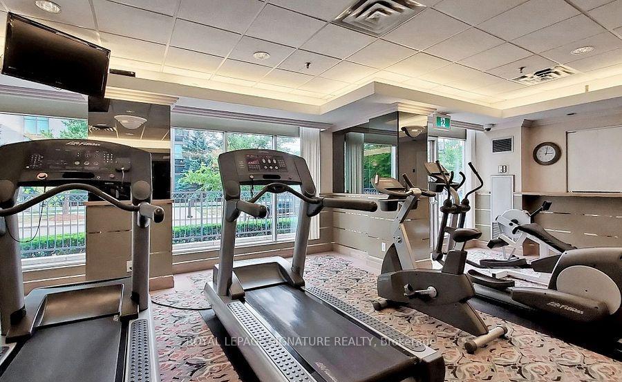 









18


Hollywood

Avenue, 206,
Toronto,




ON
M2N 6P5

